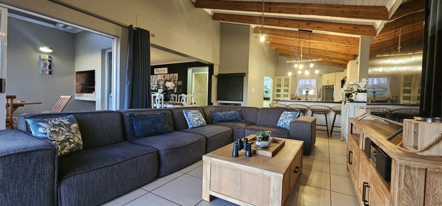 3 Bedroom Property for Sale in Sunset Estate Western Cape